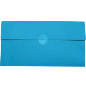 A bright blue envelope, sealed with a 3 MH-USA Clear Circle Mailing Label from a roll of 1,000, is set against a plain white background, elegantly showcasing its transparent seal.