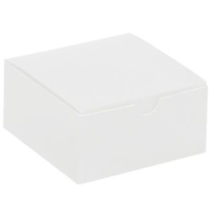 The MH-USA 4 x 4 x 2 White Gift Boxes feature a square cardboard design with a practical lid, perfect for packaging or storage. Sold in cases of 100, these clean and unadorned boxes are ideal for general use.