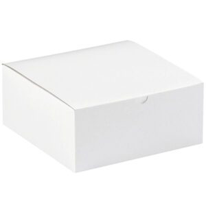 Against a white background, a MH-USA 8 x 8 x 3 1/2 box with a closed lid is shown. This plain, square, white cardboard box, available in cases of 100, is perfect for packaging or storage.