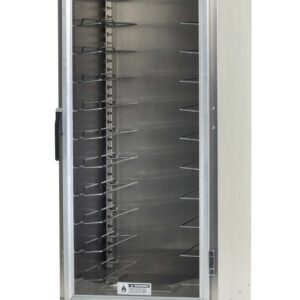 The Metro C5E9-CXFC-U, a full-height holding/proofing cabinet with a clear door and universal wire slides, operates on 220-240V at 50/60Hz. Designed for mobility with wheels, it ensures efficiency with 1681-2000W power.