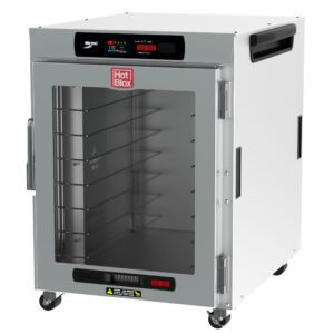 The Metro HBCW8-DC-UC HotBlox Wide 8-Pan Holding Cabinet features a clear door, digital touchscreen controller, and 875W power. Its designed for mobility with wheels and multiple shelves for efficient warming.