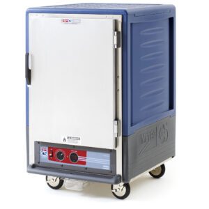 The Metro C535-HXFS-4-BU is a blue insulated holding cabinet with fixed wire slides and a full-length metal door, perfect for mobile food warming and storage. It operates at 220-240V, 50/60Hz, and delivers reliable performance at 1681-2000W power.