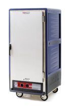 The Metro C537-HXFS-L-BUA C5 3 Series Insulated Holding Cabinet is a mobile 3/4 height food warming unit with a full-length solid door, blue finish, and aluminum slides. It features bottom control panel knobs for precise temperature settings on 220-240V.