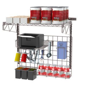 The Metro SWKIT-PIZZAPREPK4 organizes your kitchen with a top shelf for red cans/boxes, a middle area for a black container, cloths, and brushes, and a lower section for spray bottles, a blue box of gloves, and plastic containers of cleaners.