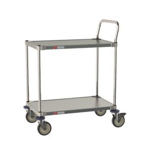 The Metro CRLS222NFS cart, measuring 18 W x 30 L x 39 H, boasts two stainless steel shelves, four swiveling casters, and a handlebar for easy maneuverability.