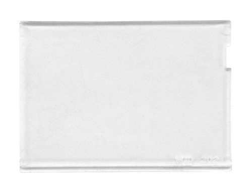 A close-up of the Quantum Clear Window, for use with IDR202 (pack of 25), reveals a transparent frosted rectangular DVD case. A small notch on the right edge complements its simplicity, while a clear window highlights its understated elegance against a plain white background.